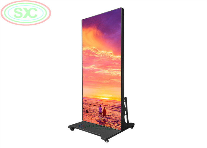 192*96 モジュールの解像度 LEDポスターディスプレイ 680x2000mm スクリーンサイズ SMD2121 顧客の要求に応じたLEDチップ