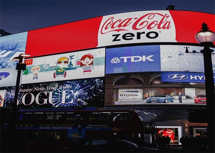 P10屋外の導かれたスクリーンは、防水IP65ビデオ壁を曲げた