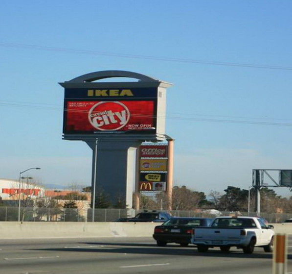 RGBフルカラーP10屋外LED看板 SMD3535 密度10000 省エネ屋外LED看板