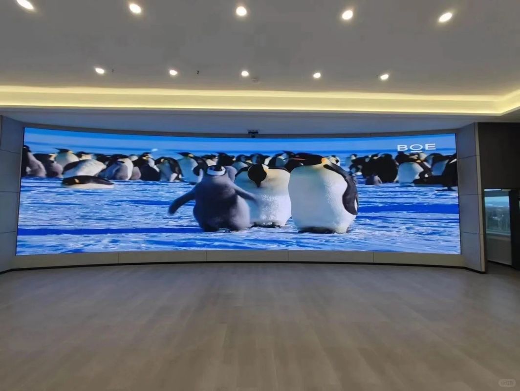 COB P1.5 屋外フルカラーLED 鋳型アルミニウム 64*32 ドットマトリックスモジュール解像度