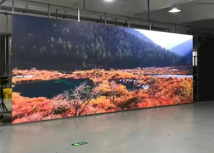 カーブスクリーン 室内 1/16 スキャンモード 32x32 ドット P6 LED Ultra HD ディスプレイ