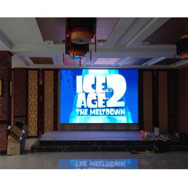 広告用高性能P2.5フルカラーLEDディスプレイ、64*64ドットモジュール解像度、3m最小視距離