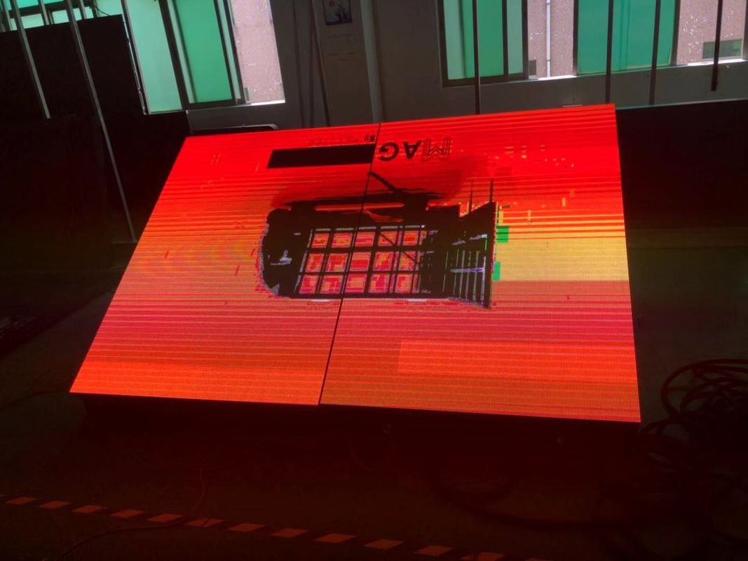 カスタマイズ可能な屋外防水 箱付きフルカラーキャビネット LEDレンタスクリーン