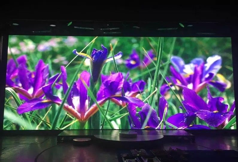 広い視角 室内フルカラーLEDディスプレイ 4mmモール広告画面