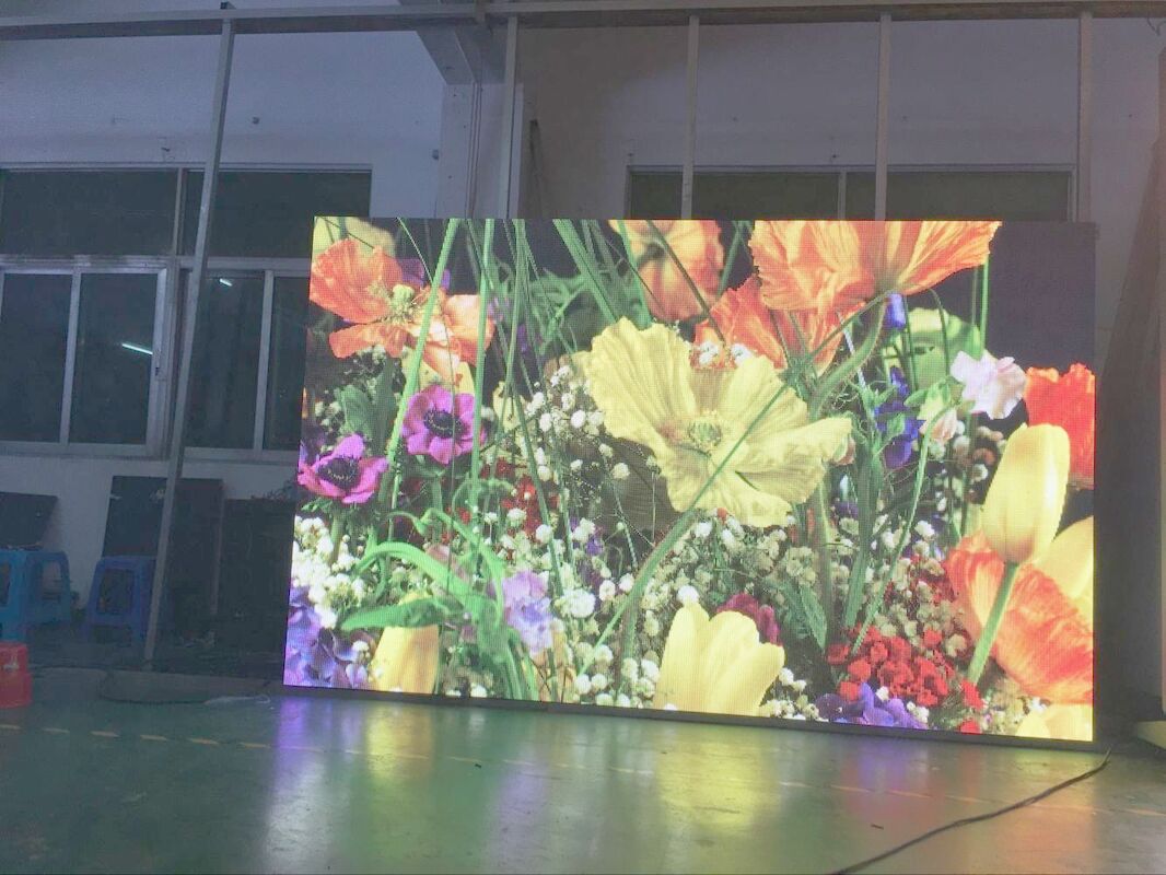 広告イベントのための室内フルカラーLEDディスプレイとより高密度P4ビデオウォール