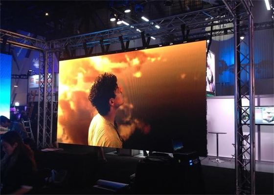 お買い得 ダイ カスト アルミニウム キャビネット屋内フル カラー LED ディスプレイ P3.91 500x1000mm LED TV スクリーン オンライン