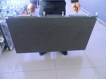 屋外IP65 P6 LEDの情報表示装置モジュールを掛けて、鋳造アルミのキャビネットの明るさ7500を
