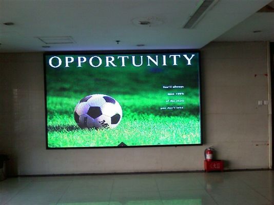 P5 SMD フルカラー LED ディスプレイ パネル 5mm ピクセル 1920Hz リフレッシュレート