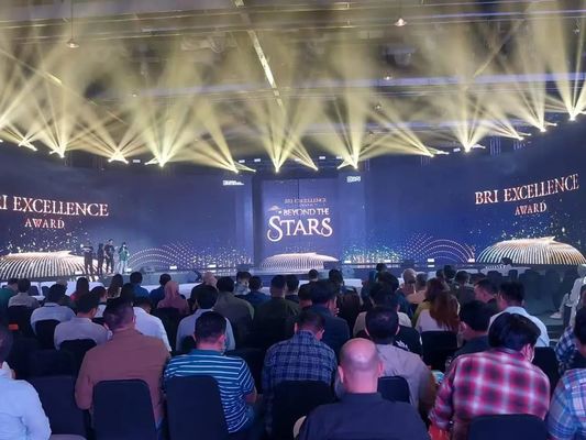 P3.91 3840Hzの屋内レンタルLEDスクリーンのパネルは大いにリフレッシュ レートを