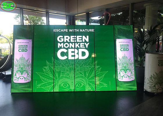 680×2000mm 商業用LEDディスプレイ スクリーン 最先端 1R1G1B カラー構成