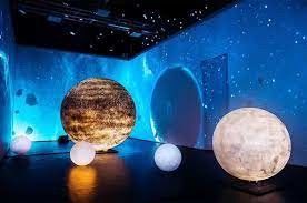 性能の高いビデオ/テキスト/画像の表示機能のための防水IP43丸型LEDモニター