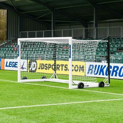 最高のスタジアムLEDディスプレイを体験する 10000ピクセル/平方メートル解像度と60Hzフレームレート