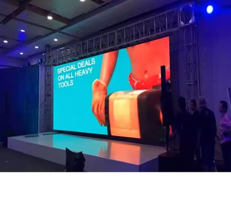 IP65 保護レベル LED 広告板 DC5V 作業電圧 R 625-630nm パーソナライズされたニーズと要求の LED パラメータ