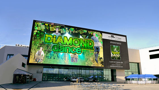 P6 バックサイド・サービス・メンテナンス・メソッドの固定LEDディスプレイと ≥7500cd/m2のホワイトバランス明るさ