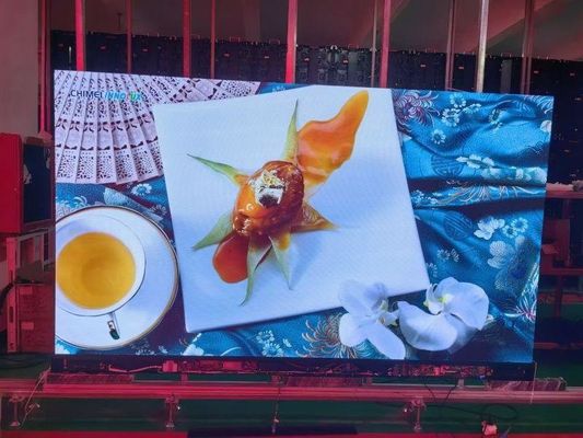 120*135 Full Color Fine Pitch Led Display with Die-cast Aluminum Cabinet Material Tube Chip Color