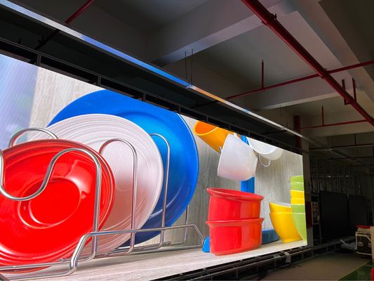 高輝度ファインピッチLEDディスプレイ、1000CD/SQM、640000ドット/m2密度、SMD2121ランプタイプ