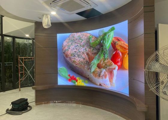 お買い得 Soft Module Curved Screen Waterproof HD Customizable Rental Screen P4 Indoor Full Color LED Display Billboard オンライン