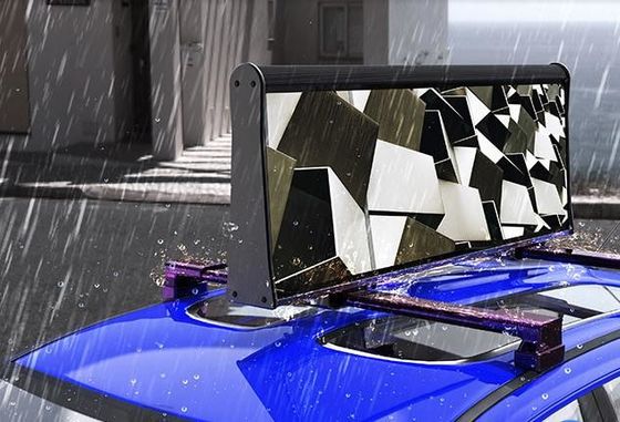 ドライブモード非同期制御車載LEDサインディスプレイ、5mmピッチサイズ、1R1G1B構成 'ニーズ'