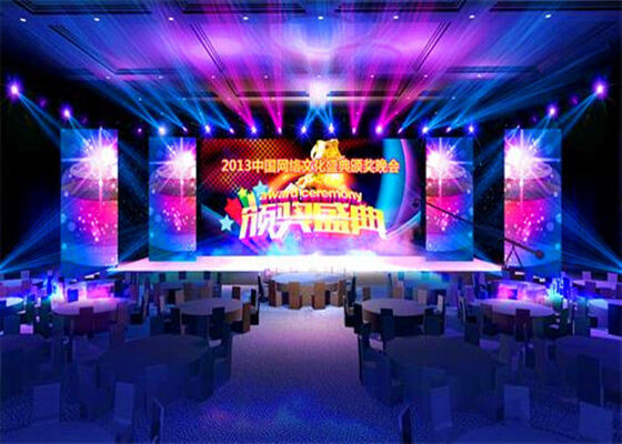 P3.9 屋外・屋内フルカラーLEDディスプレイ、500x500mmキャビネット、3840Hzリフレッシュレート
