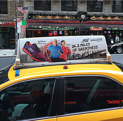 384*128ドットスクリーン解像度と長持ちするパフォーマンスを持つ屋外車用LEDサインディスプレイ