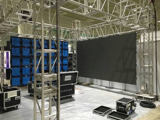 お買い得 固定設置またはレンタル移動式使用極度の明るいP2 SMDフル カラーの屋内高い定義小型導かれた表示画面 オンライン