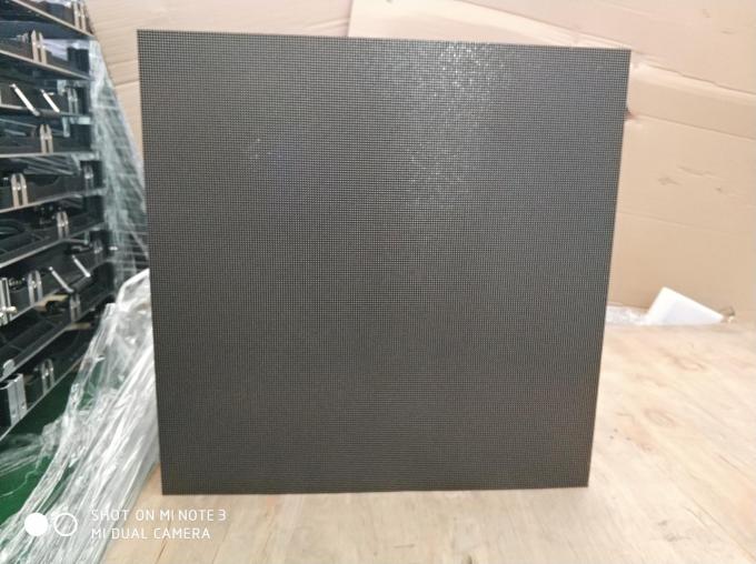 P2-32S 常動ドライブと640*640mmキャビネット寸法を持つ室内フルカラーLEDディスプレイモジュール 1